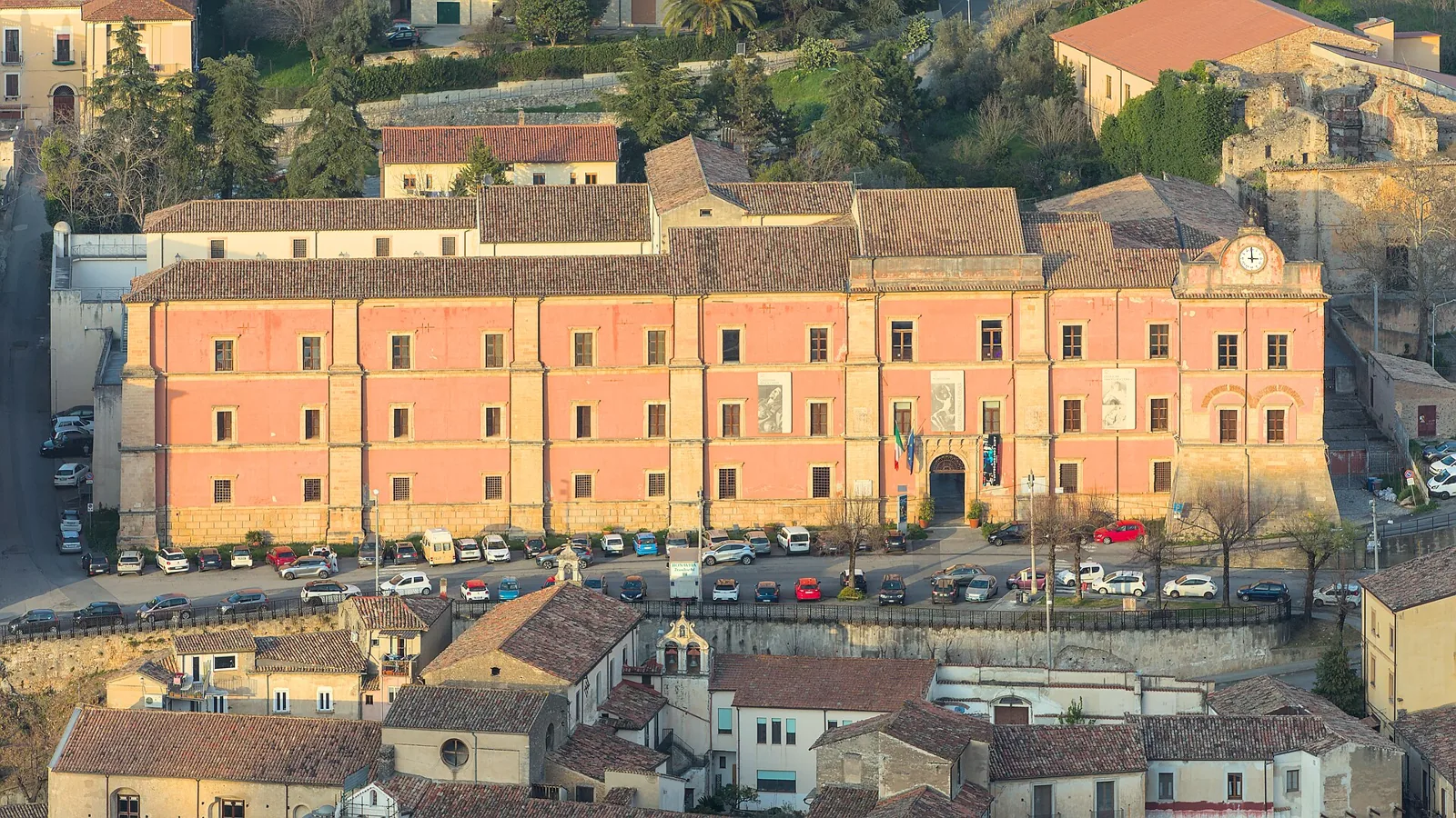Palazzo Arnone widziany z zamku