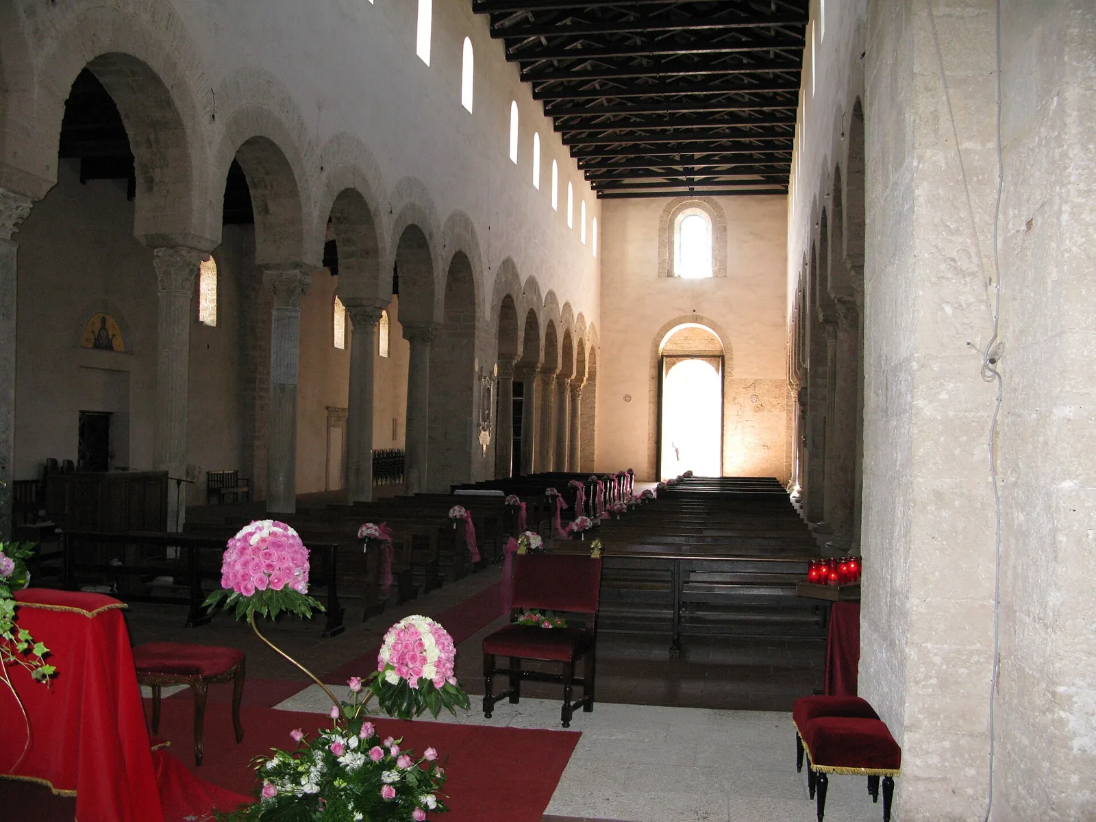 Gerace Cathedral interior with nave, columns, and decorations