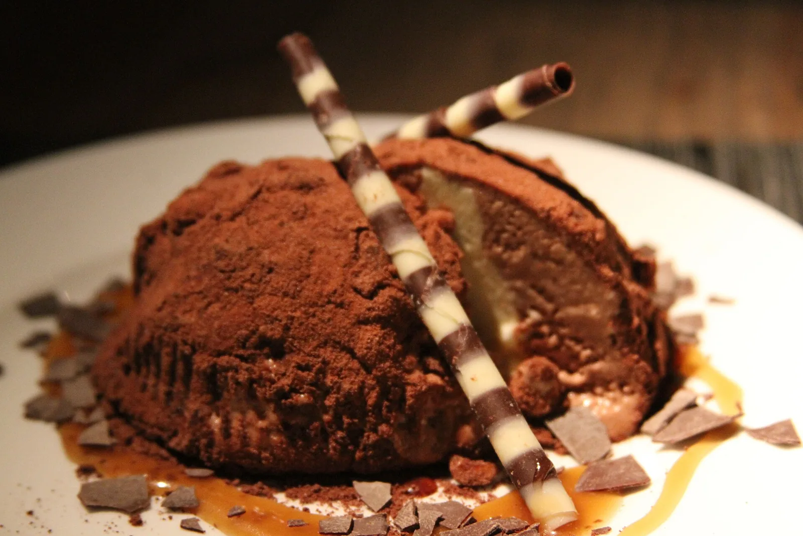 Tartufo di Pizzo z kakao i czekoladą